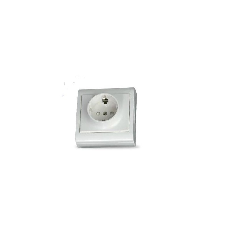 BASE SUPERFICIE Schuko 2P+TT  0200498