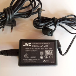 AP-V13E JVC FUENTE...