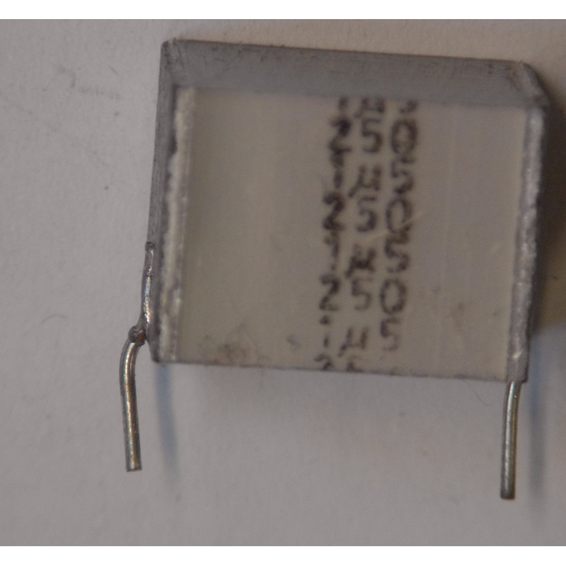 CONDENSADOR 1.5uF 250V