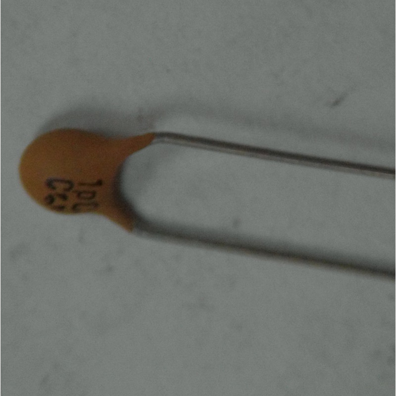 1pF CERAMIC CAPACITOR